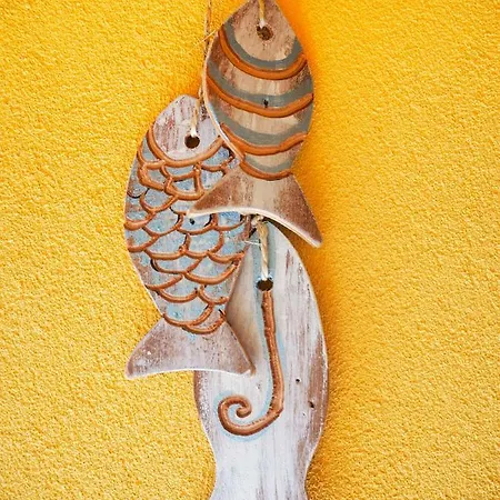 La Brigata Yellow House